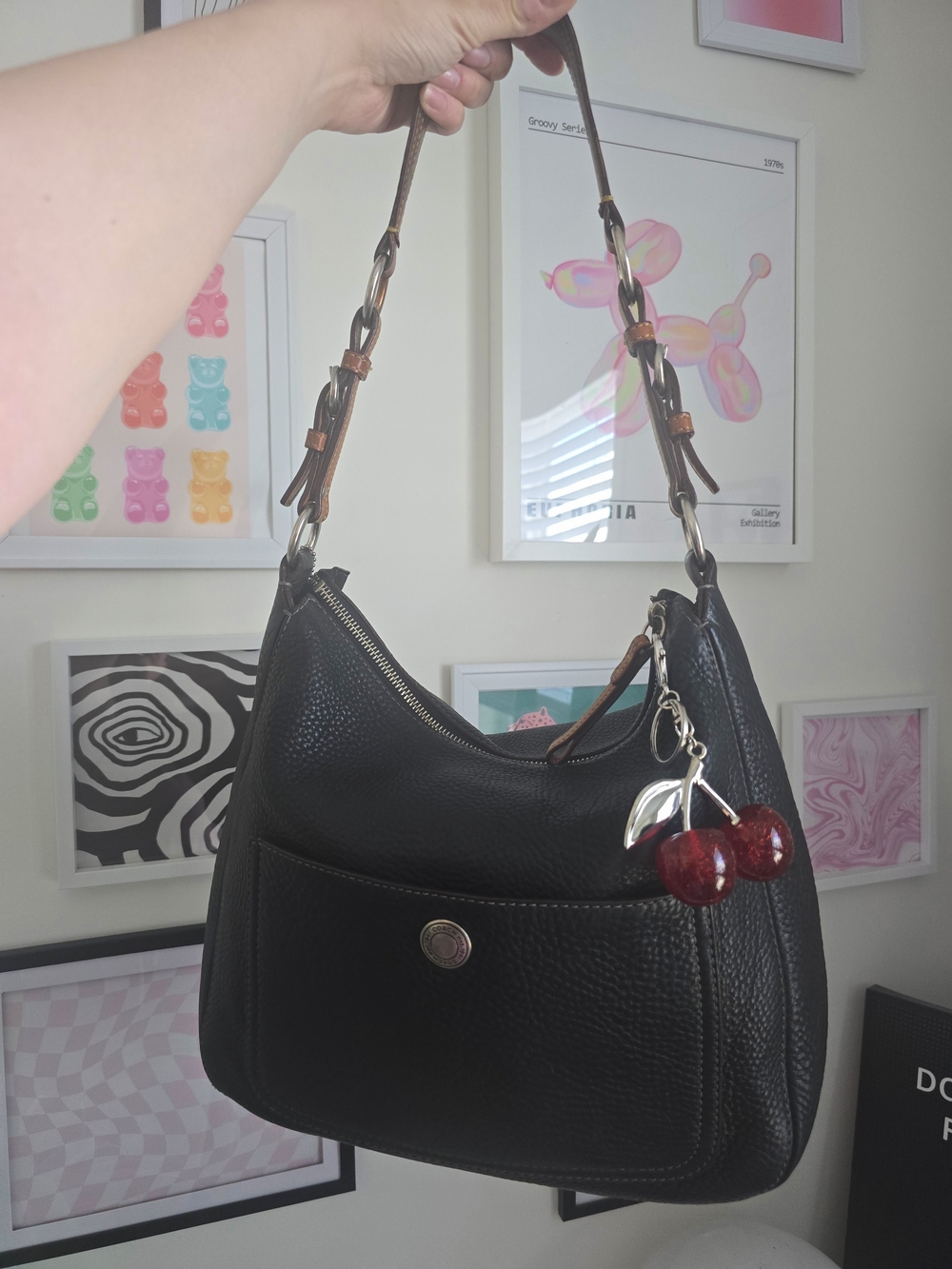 Vintage Coach Chelsea Hobo Shoulder Bag Pebbled Leather With Cherry Charm